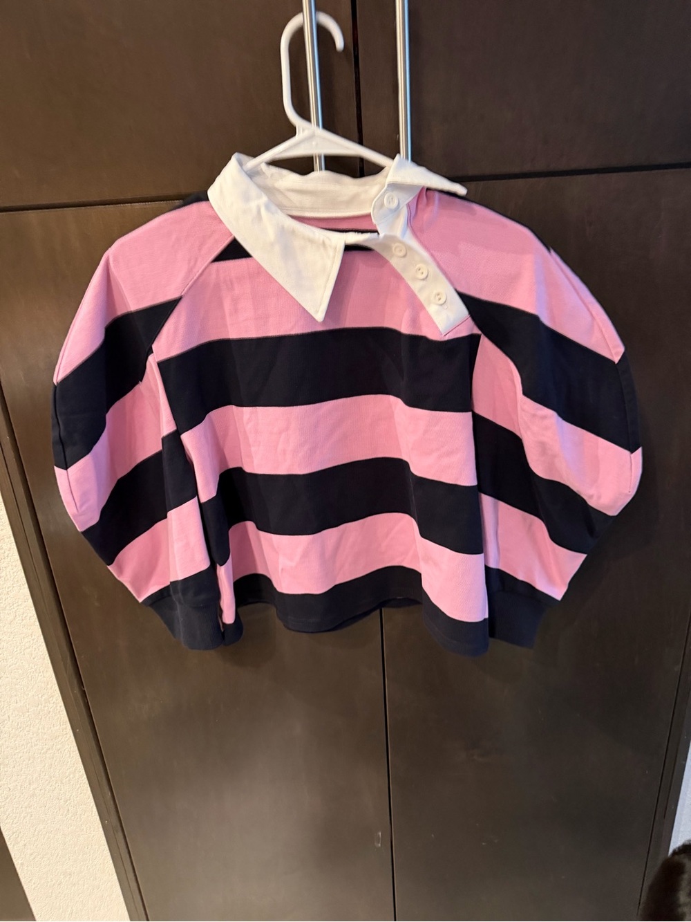 Cropped Pink and Black Striped Polo Blouse with White Collar